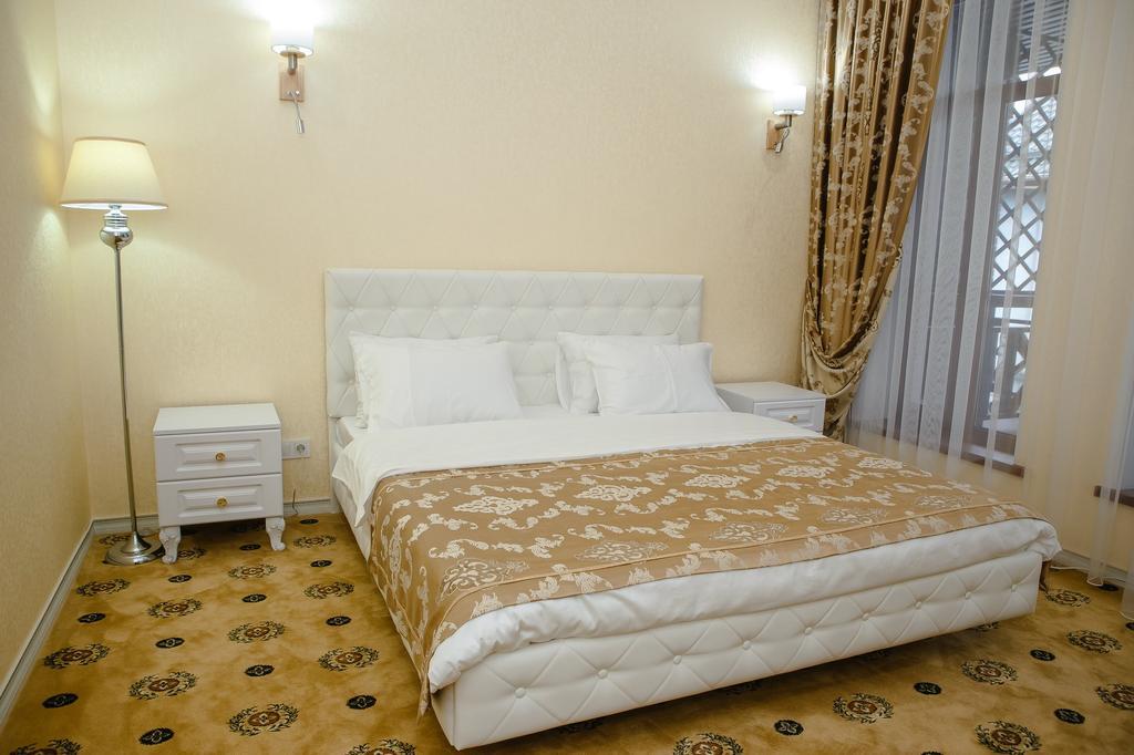 Luxury House Hotel Simkent Kültér fotó
