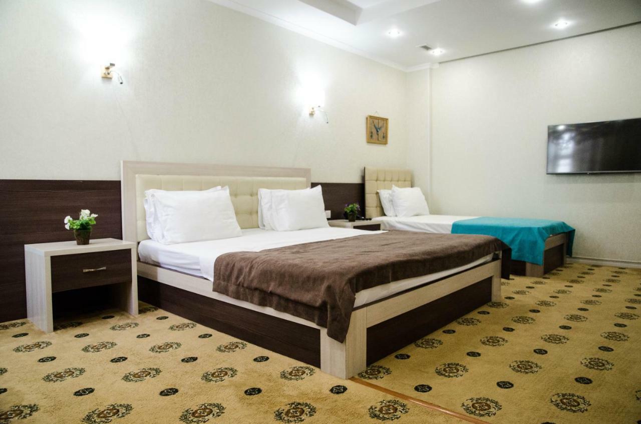 Luxury House Hotel Simkent Kültér fotó