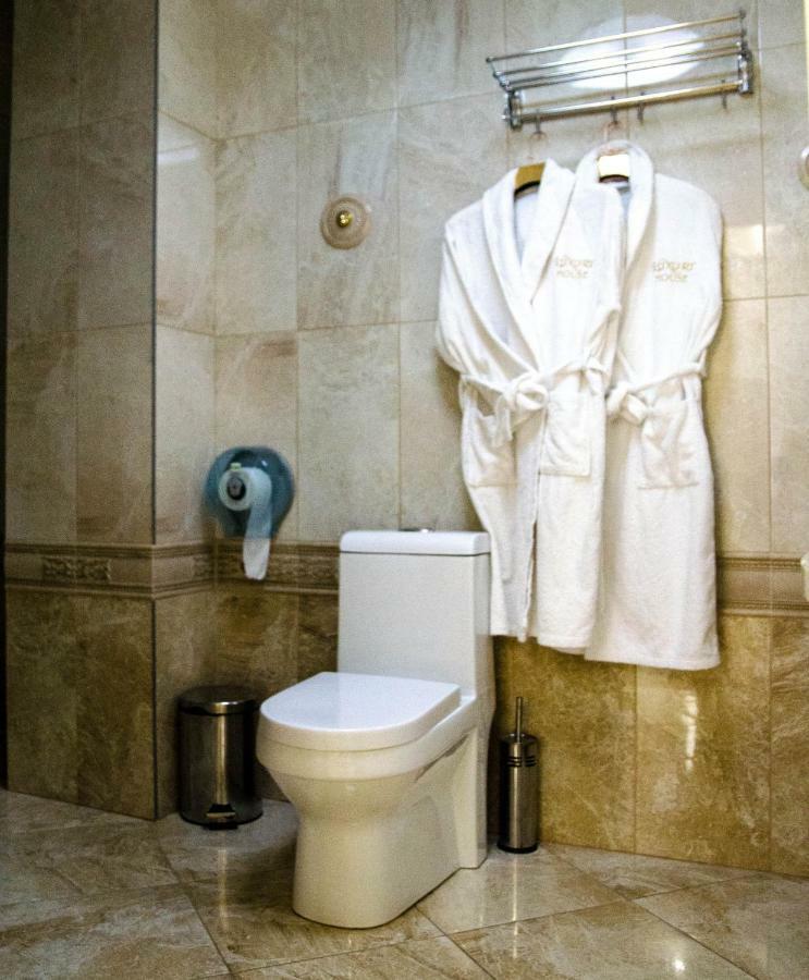Luxury House Hotel Simkent Kültér fotó