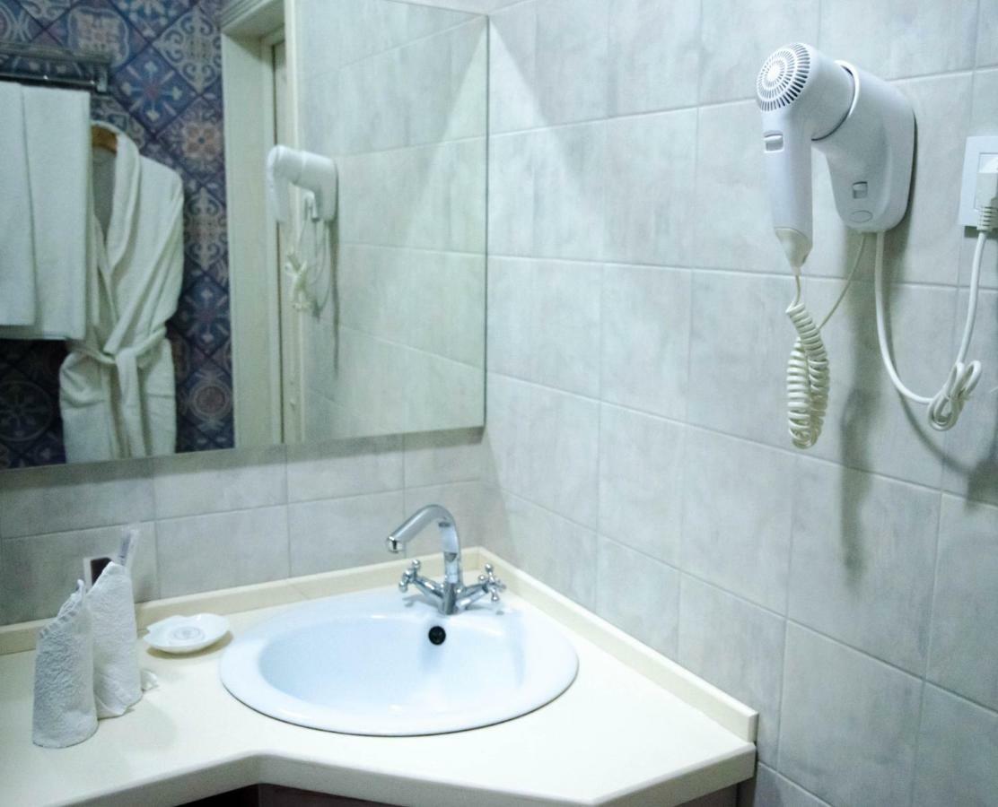 Luxury House Hotel Simkent Kültér fotó